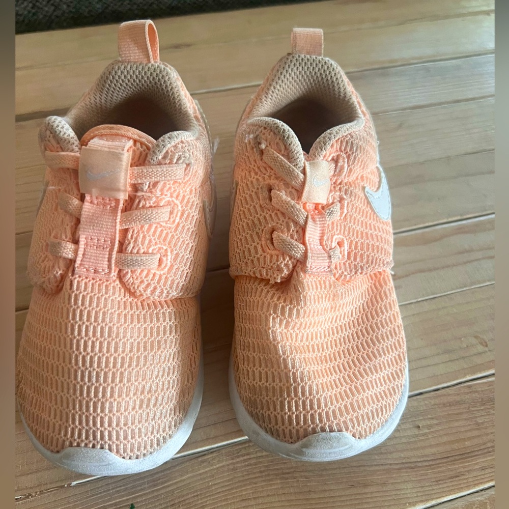 Nike infant shoes size 5.5